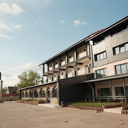 Hanul Ursilor Targu Neamt Exterior photo